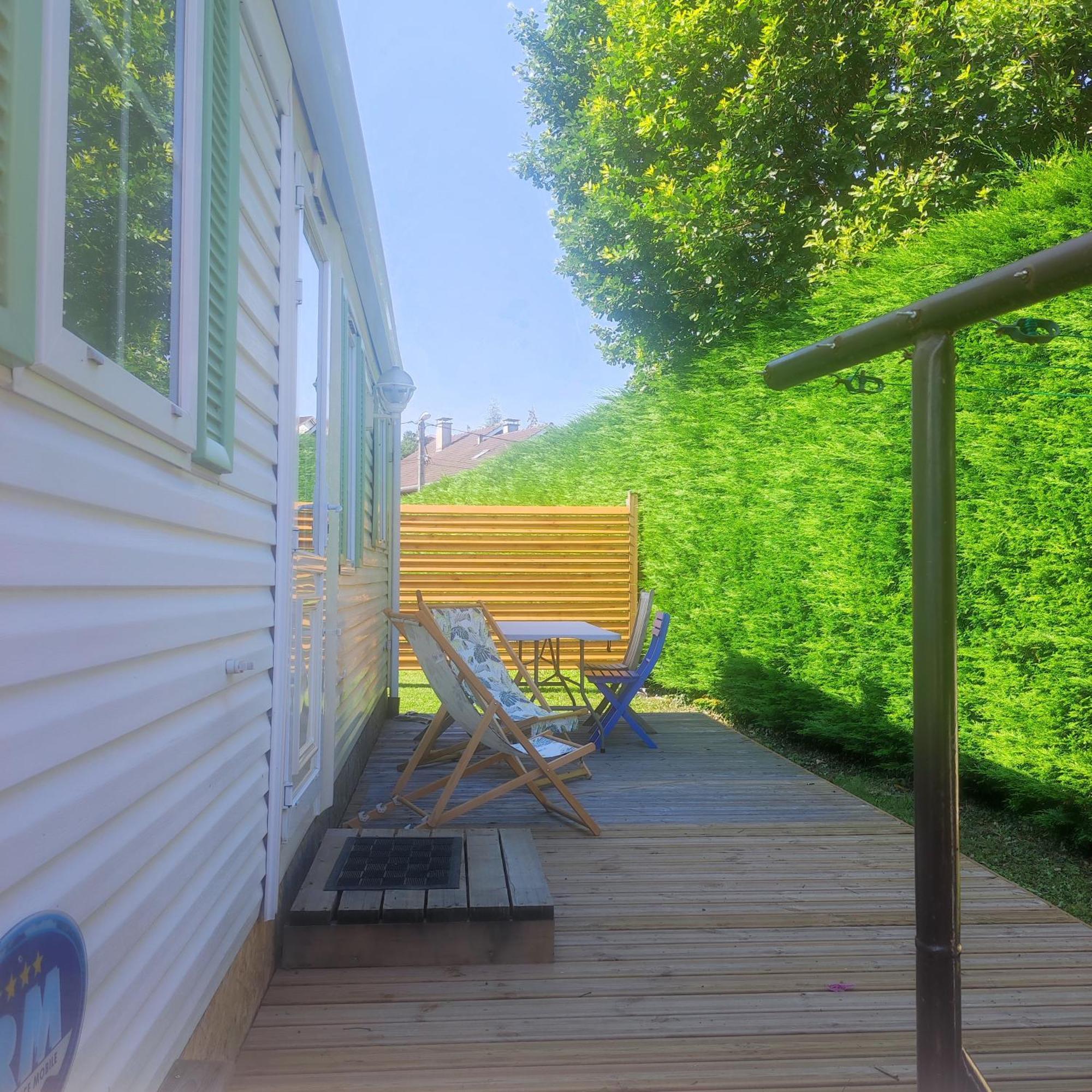 Mobile-Home Avec Terrasse Thonon-les-Bains Exterior photo